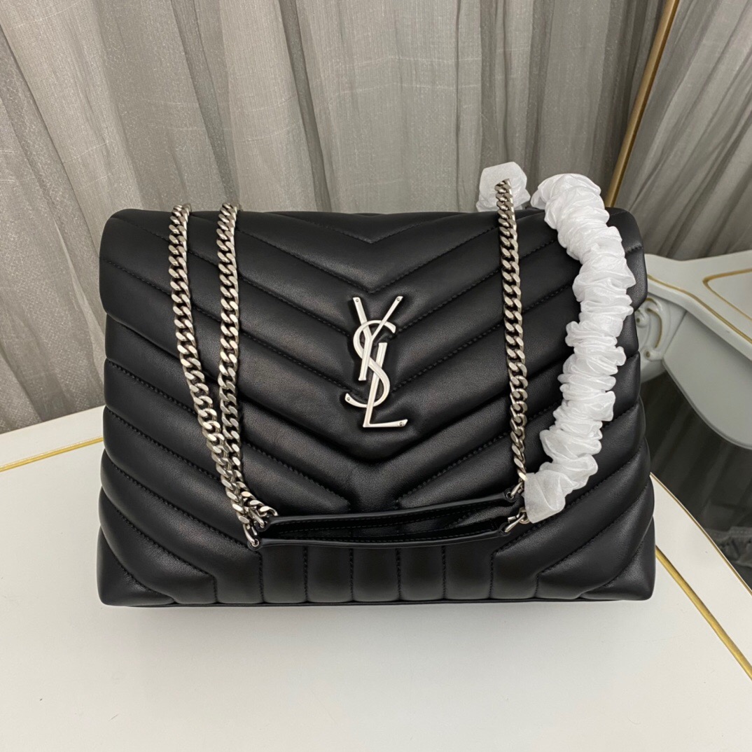 SAINT LAURENT Loulou medium quilted leather shoulder bag black - Bag
