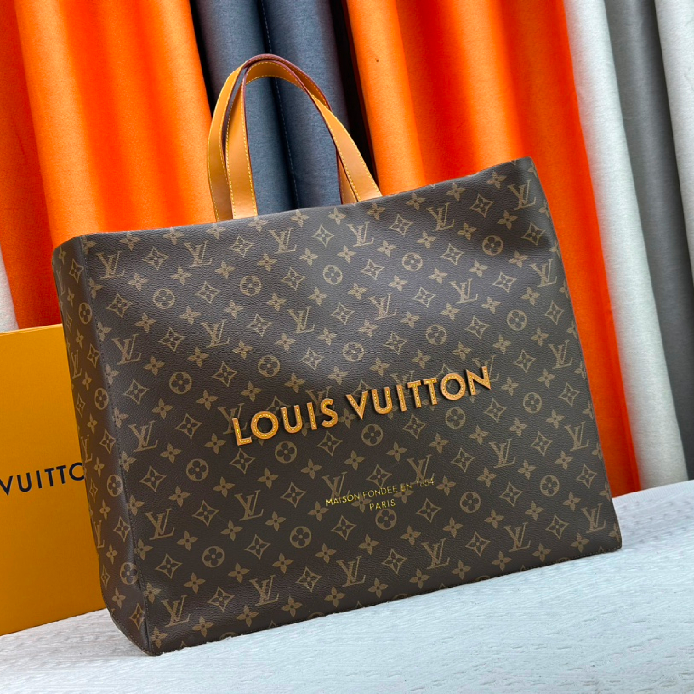 LOUIS VUITTON LV Bag Shopper Tote MM - Bag