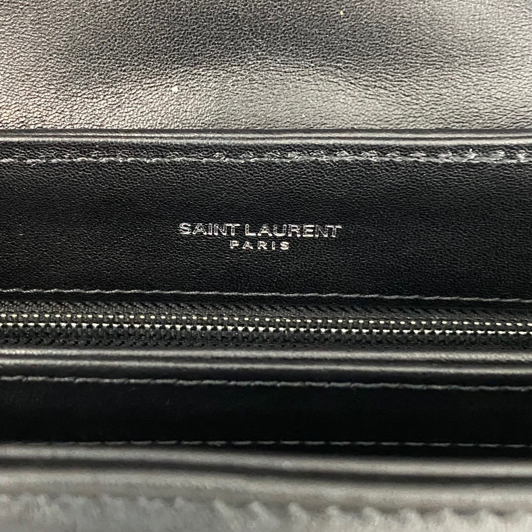 SAINT LAURENT Loulou Toy quilted leather shoulder bag black - Bag