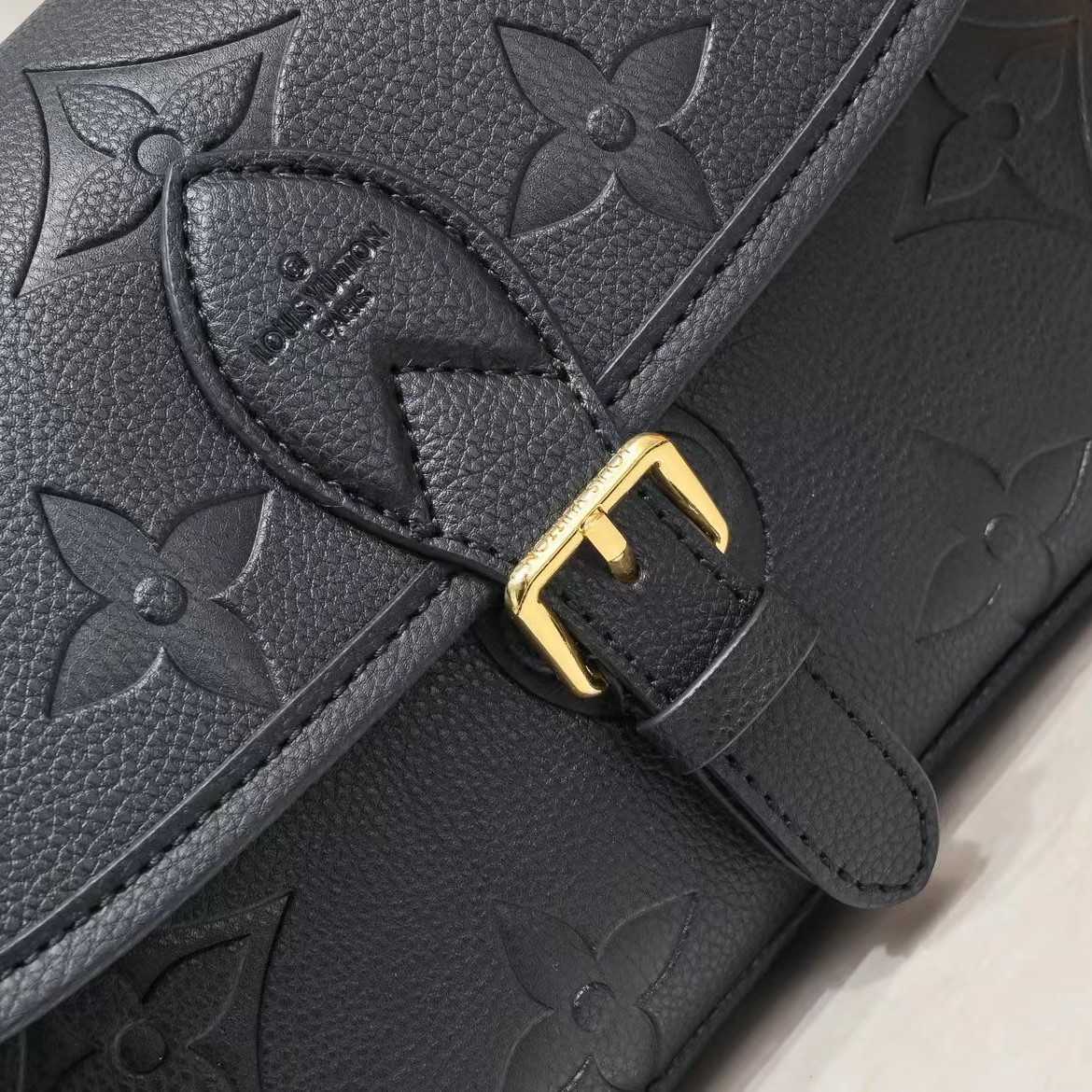 Louis Vuitton LV Empreinte Monogram Leather Black Diane Black-bag