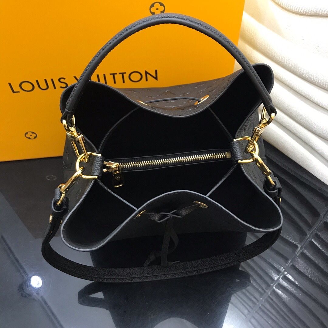 Louis Vuitton LV NeoNoe MM Bucket Bag
