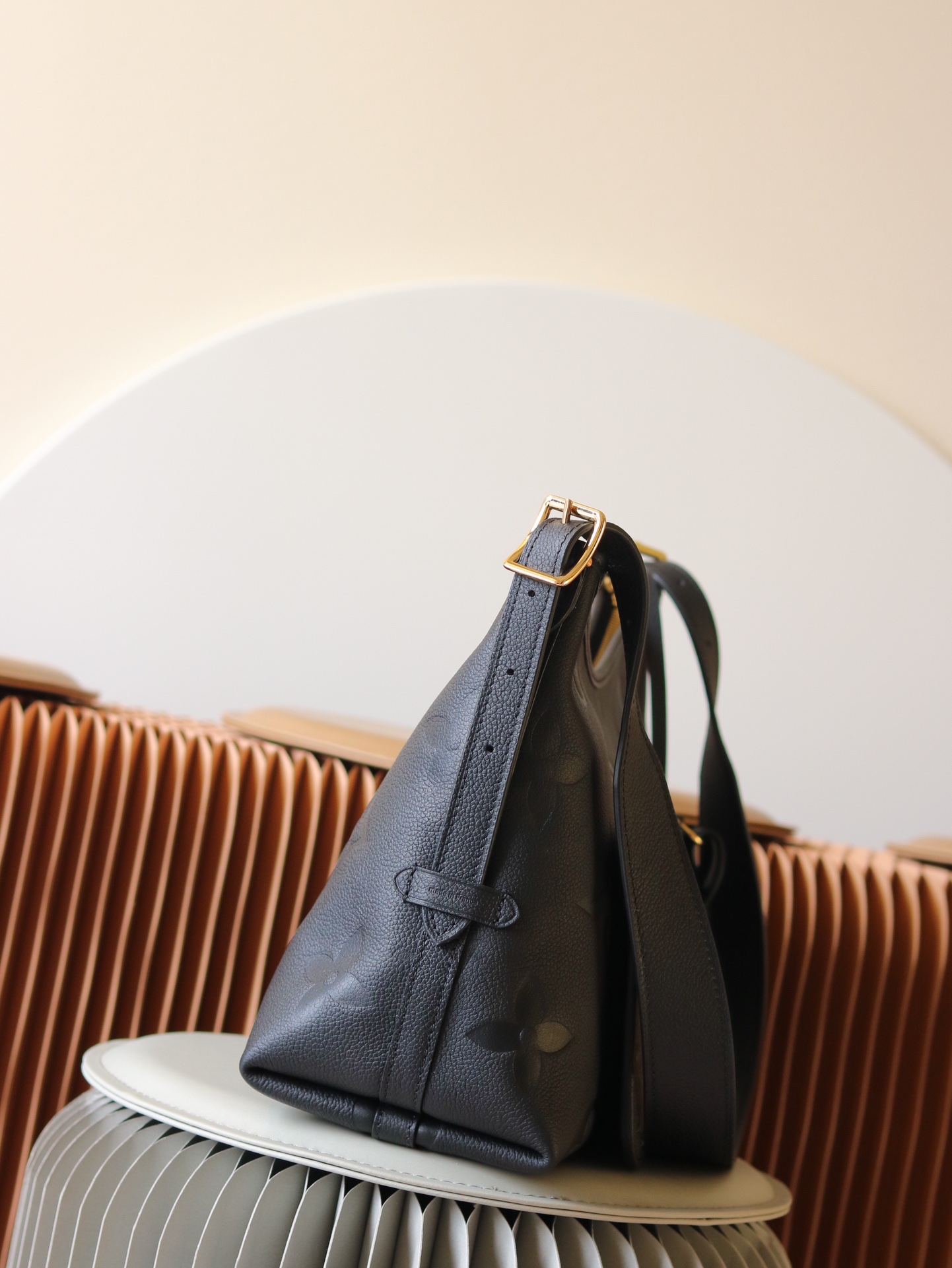 Louis Vuitton LV CarryAll MM - Black Bag