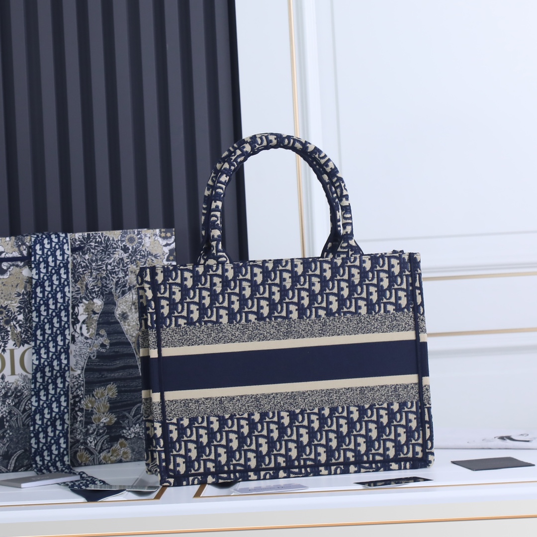 Dior Book Tote - Medium - Bag