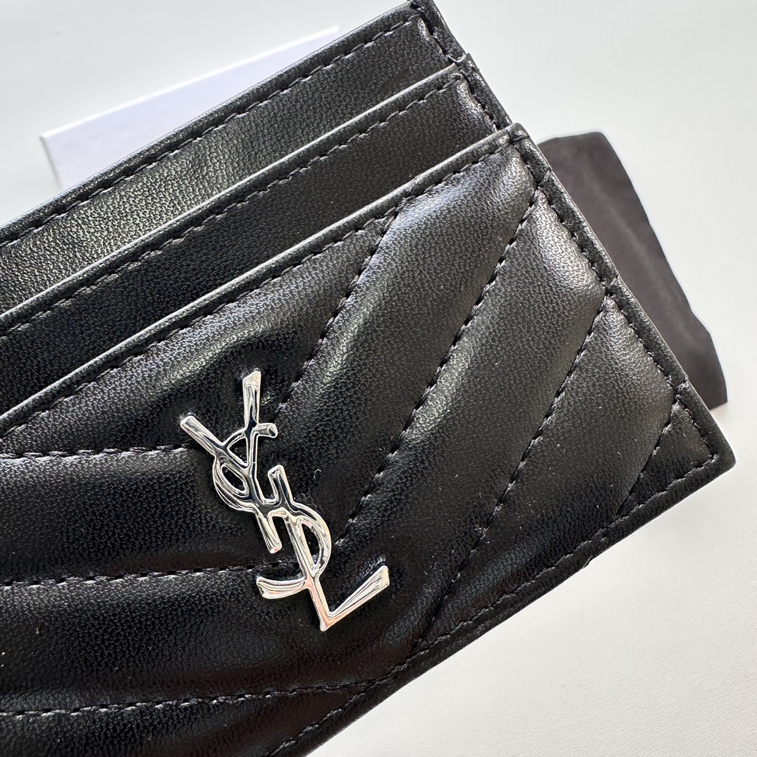 Saint Laurent CASSANDRE MATELASSÉ card case in lambskin -Black and Silver Wallet