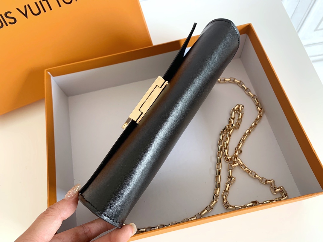 Louis Vuitton Night out Clutch Black Bag