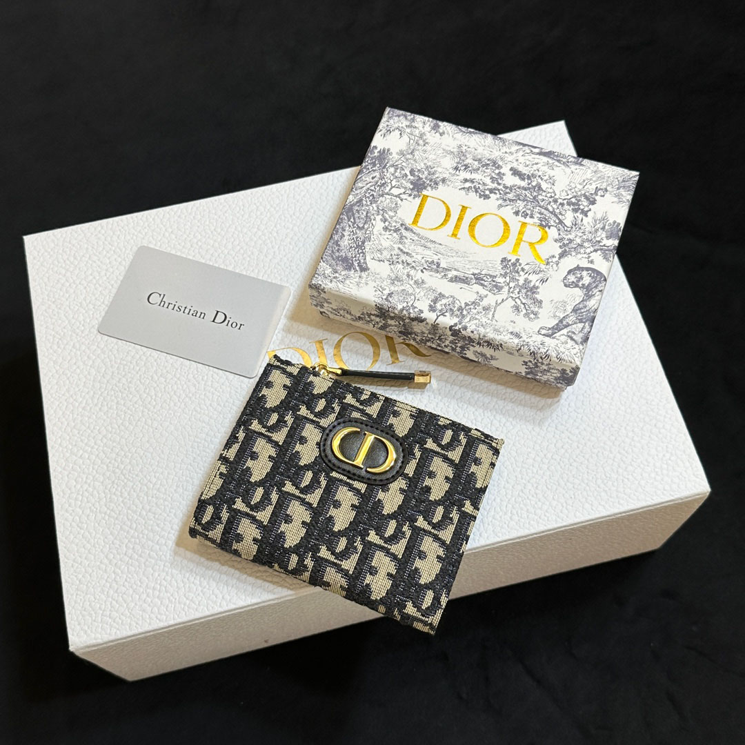 Dior Caro Dahlia Wallet -old-fashioned Wallet