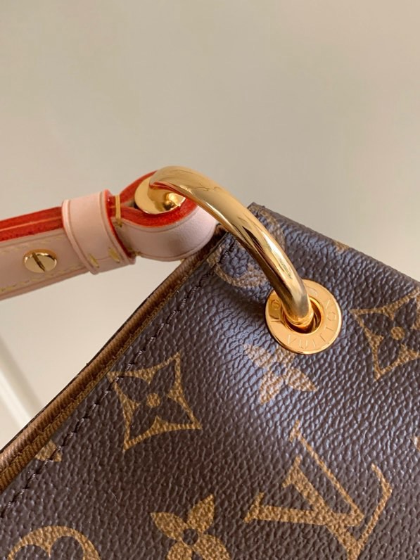 Louis Vuitton Graceful MM Monogram Canvas Shoulder Bag