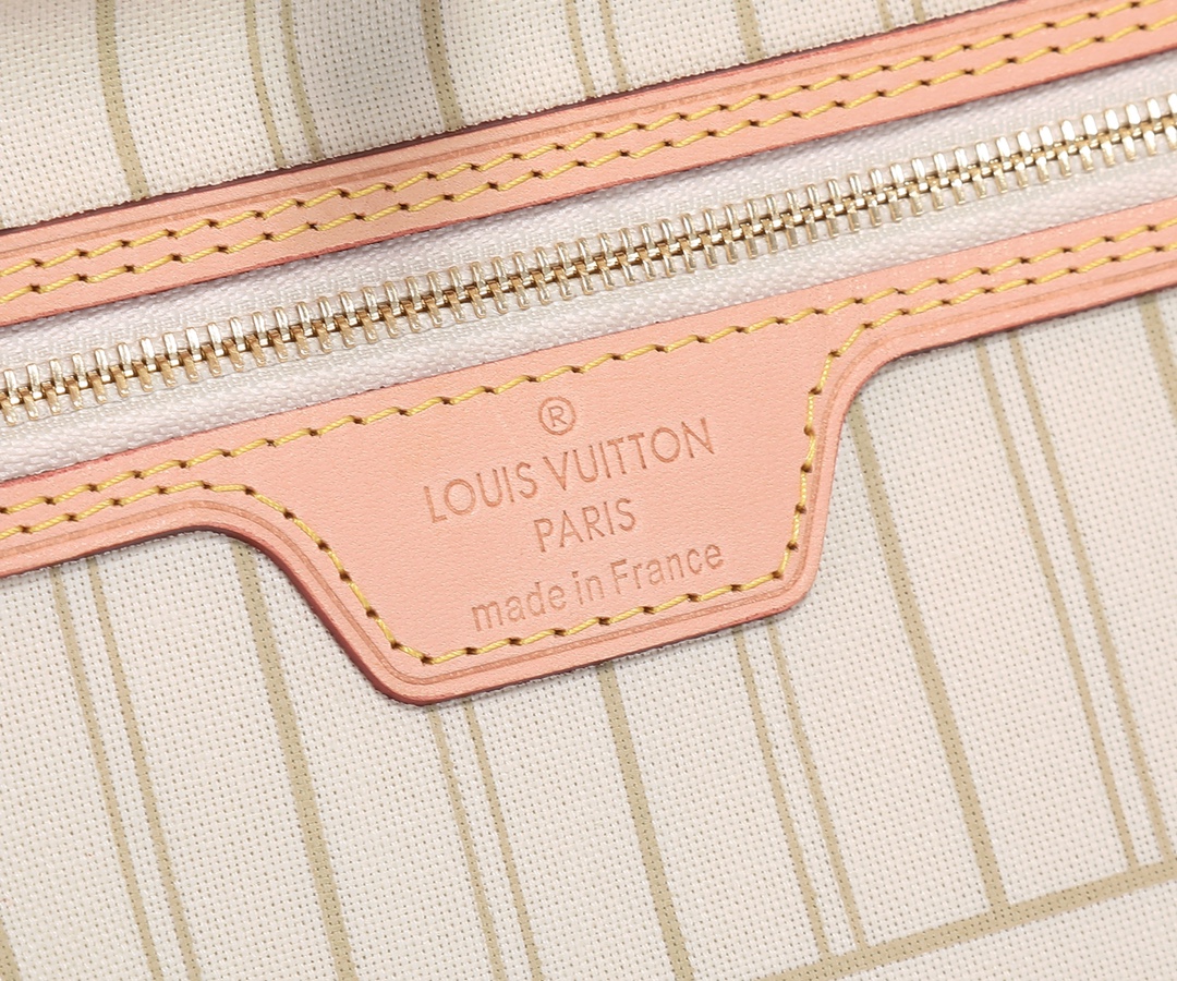 LOUIS VUITTON Damier Azur Neo Neverfull MM - Bag