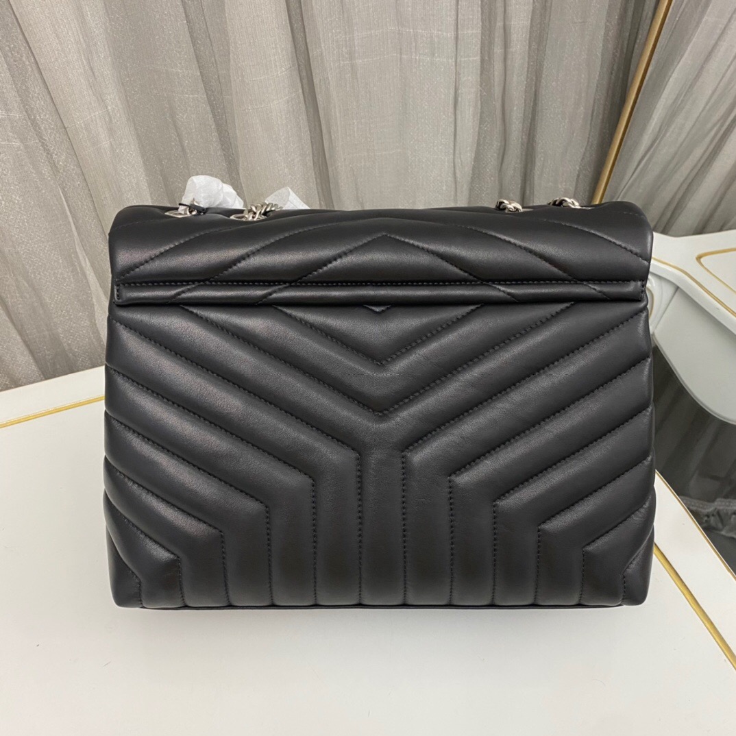 SAINT LAURENT Loulou medium quilted leather shoulder bag black - Bag