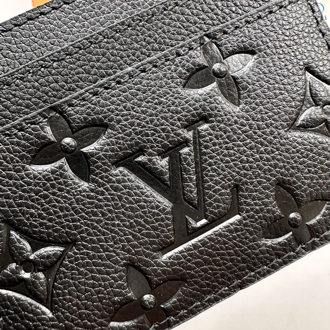 Louis Vuitton Card Holder Black Wallet ﻿