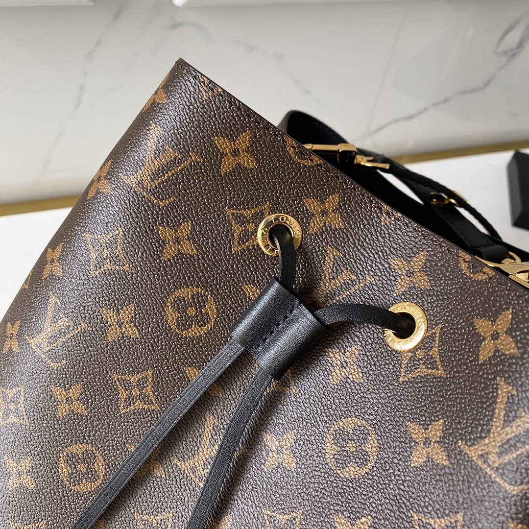 Louis Vuitton LV NeoNoe MM Bucket Bag