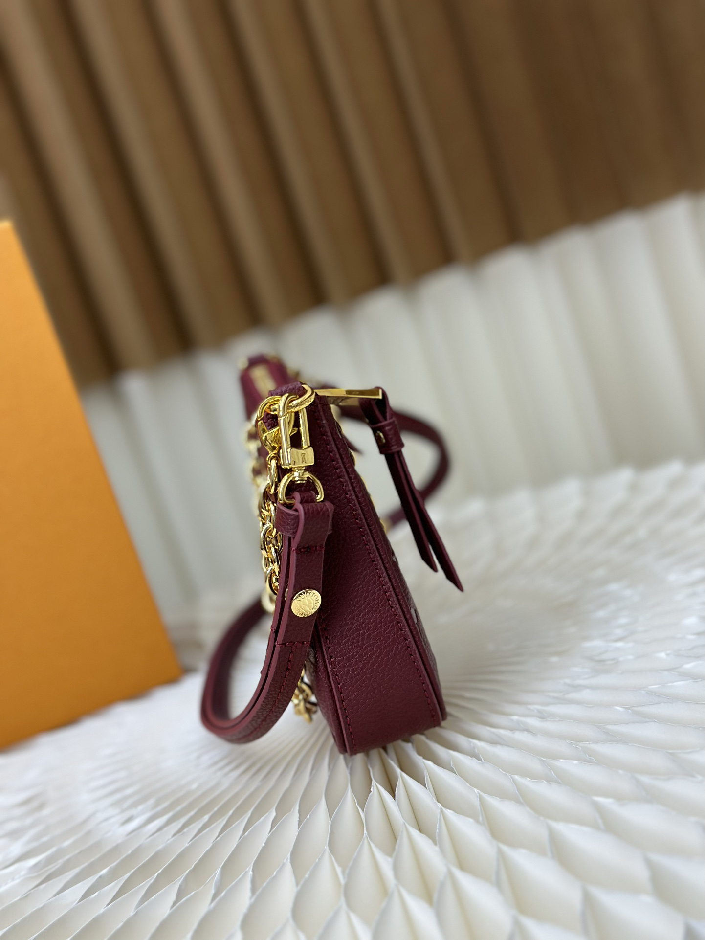 Louis Vuitton Easy Pouch On Strap Handbag - Red