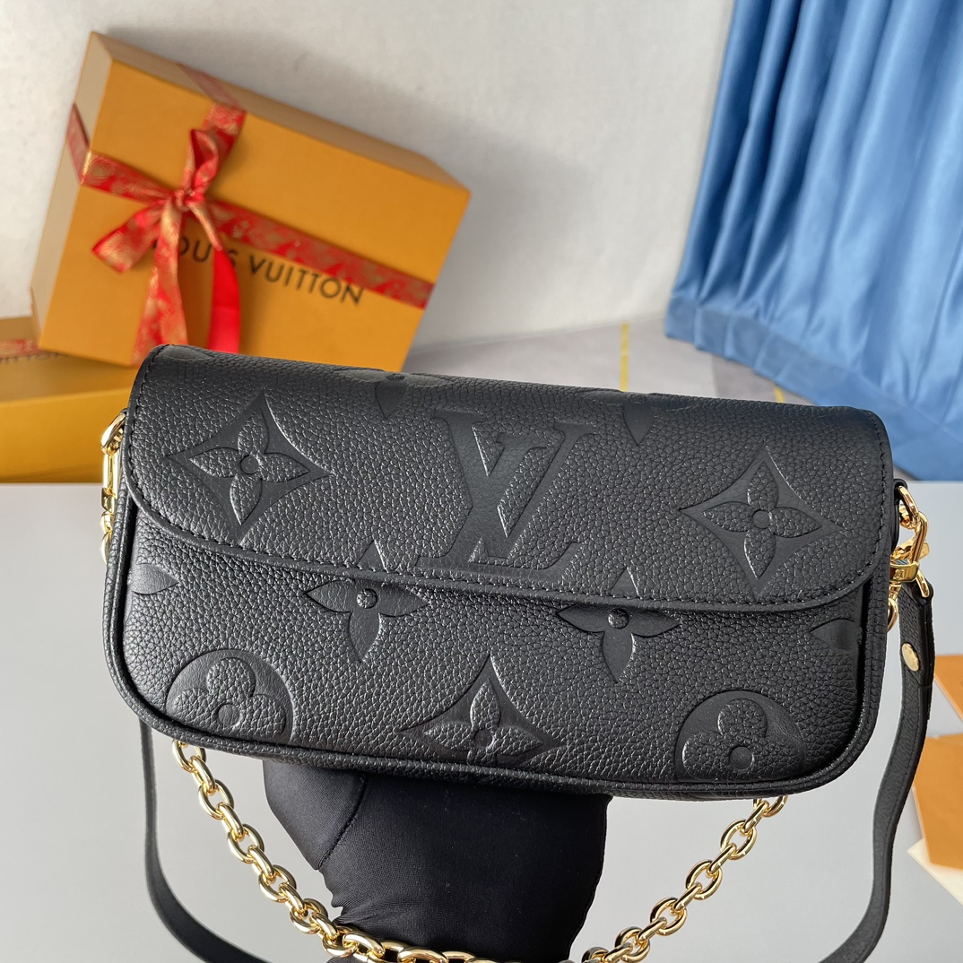 Louis Vuitton Empreinte Monogram Leather Black Wallet On Chain Ivy - Bag