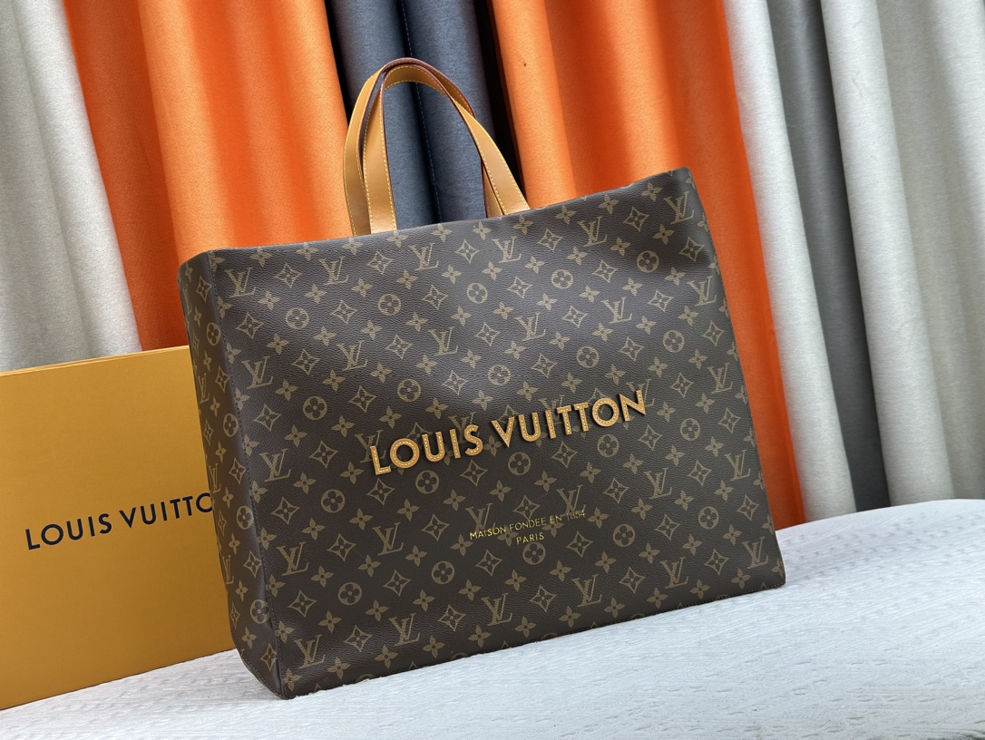 LOUIS VUITTON LV Bag Shopper Tote MM - Bag