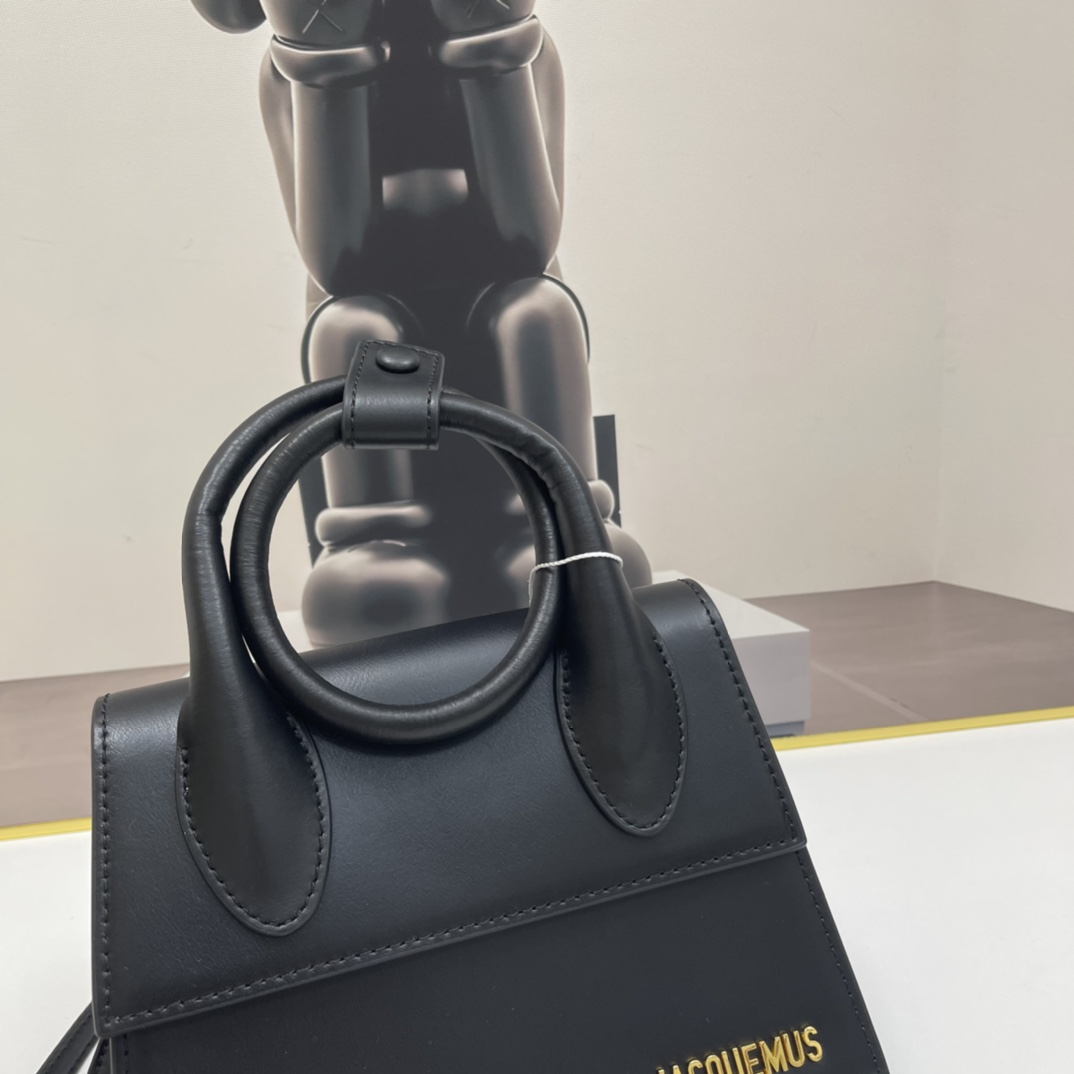 Jacquemus Le Chiquito Noeud Tote Bag