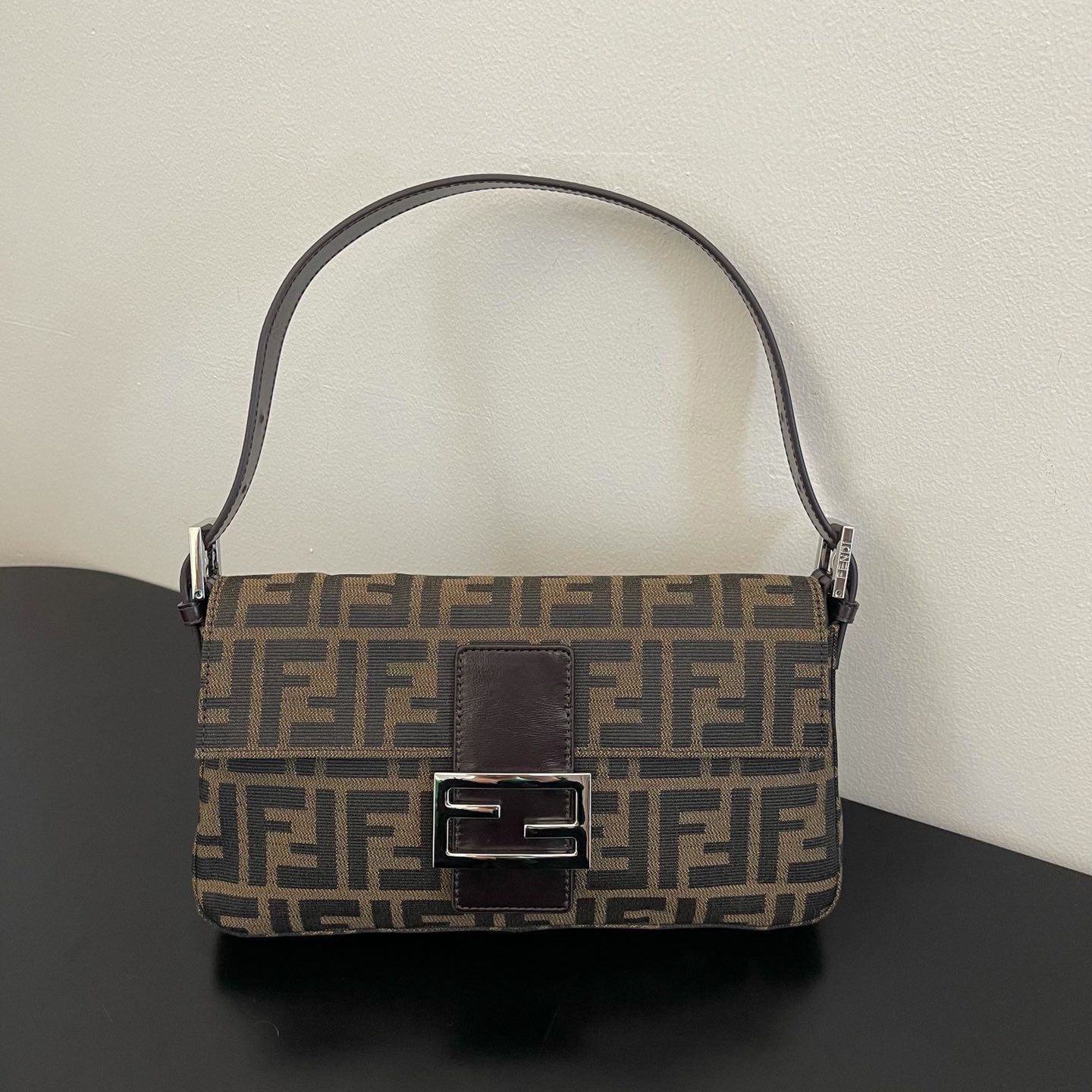 Fendi Zucca Mamma Baguette with silver accessories - Bag