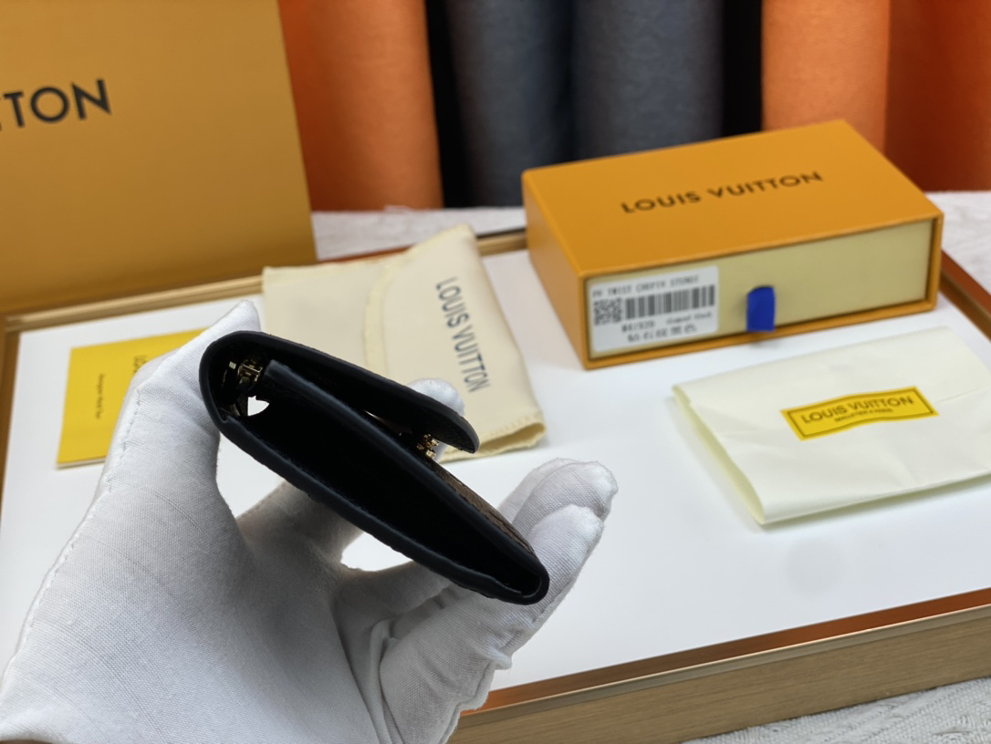 Louis Vuitton  Wallet Rosalie Coin Purse - Bag