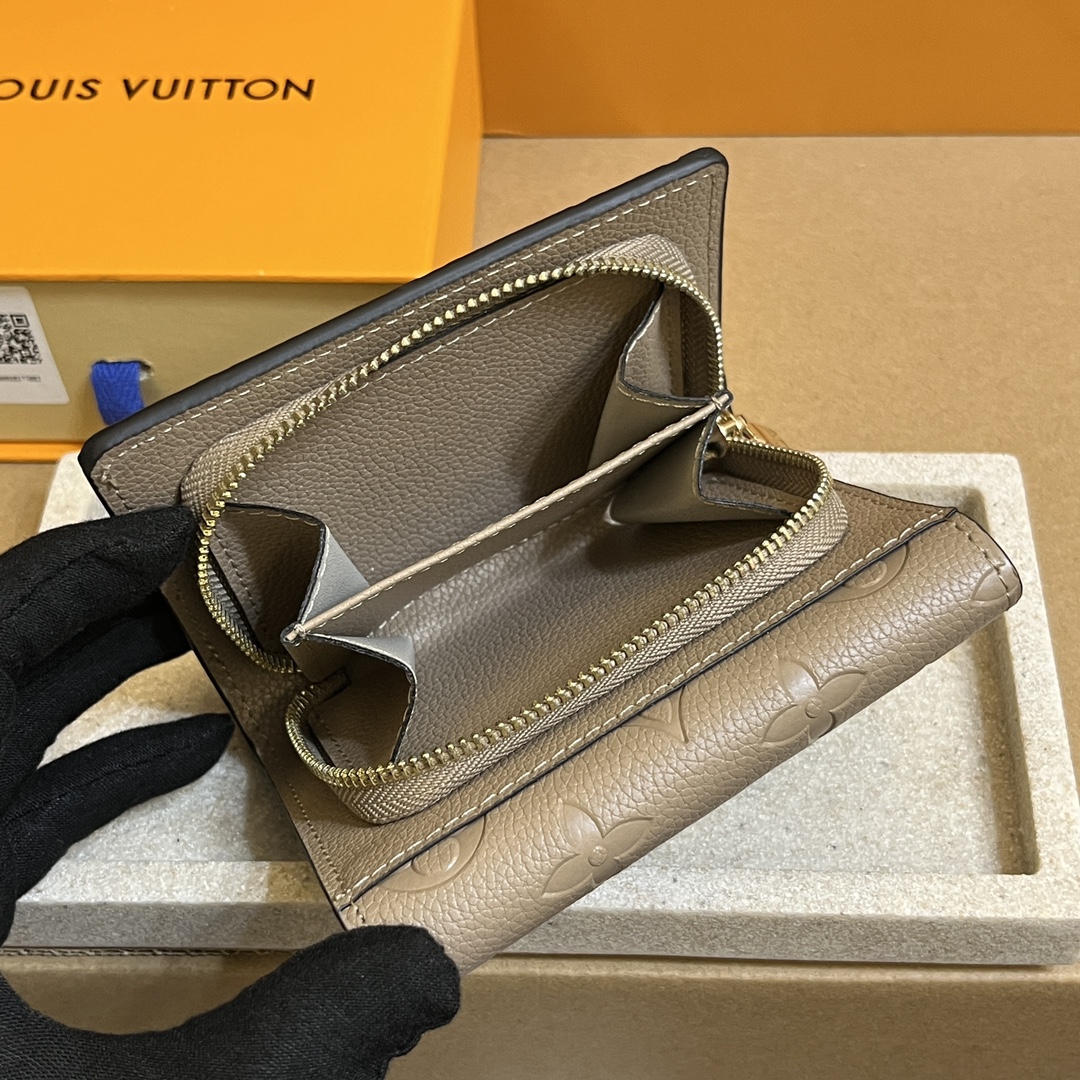 Louis Vuitton LV Métis Monogram Empreinte Wallet-Elephant Gray Wallet