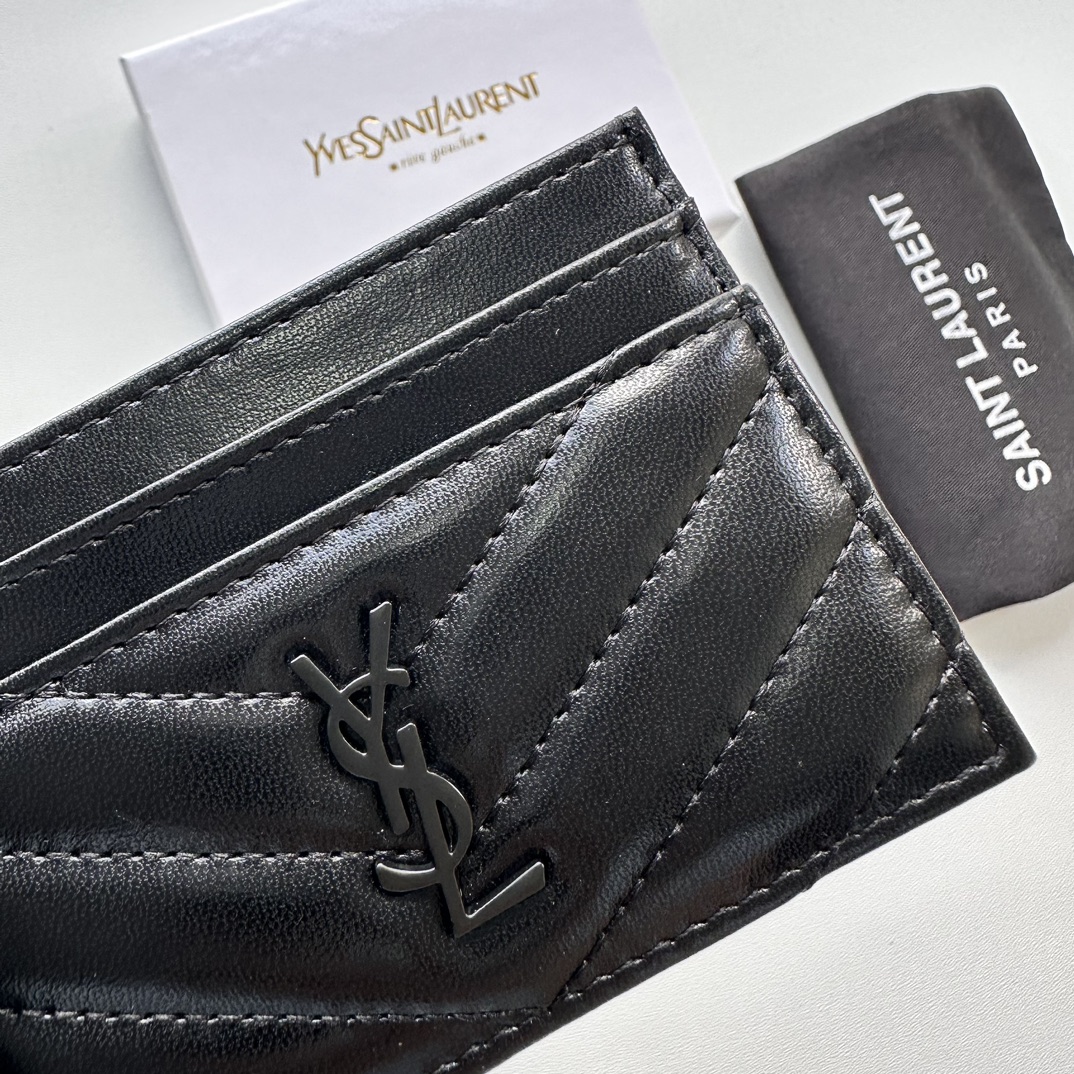 Saint Laurent CASSANDRE MATELASSÉ card case in lambskin -Black Wallet