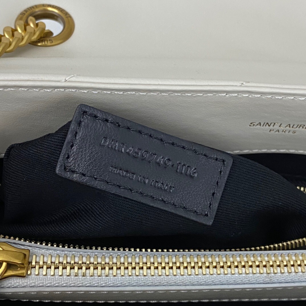 SAINT LAURENT Loulou medium quilted leather shoulder bag white - Bag