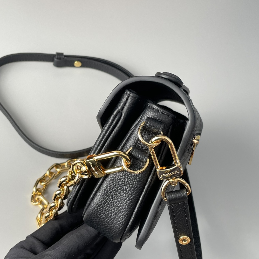 Louis Vuitton Empreinte Monogram Leather Black Pochette Métis East West - Bag