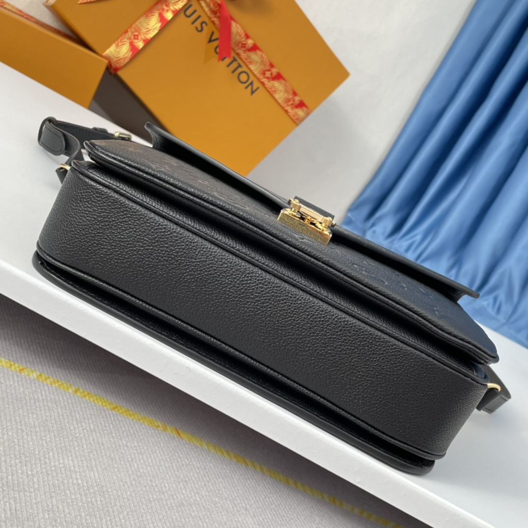 Louis Vuitton Empreinte Monogram Leather Black Pochette Métis - Bag