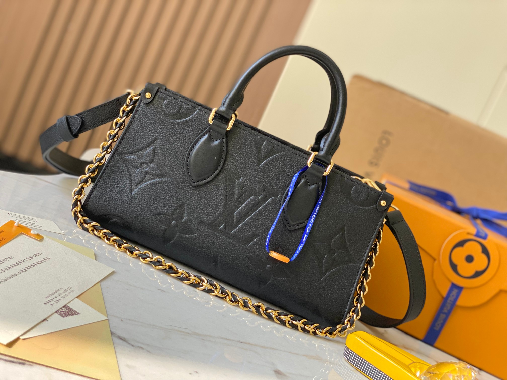 LOUIS VUITTON LV Monogram Canvas Onthego East West - Bag