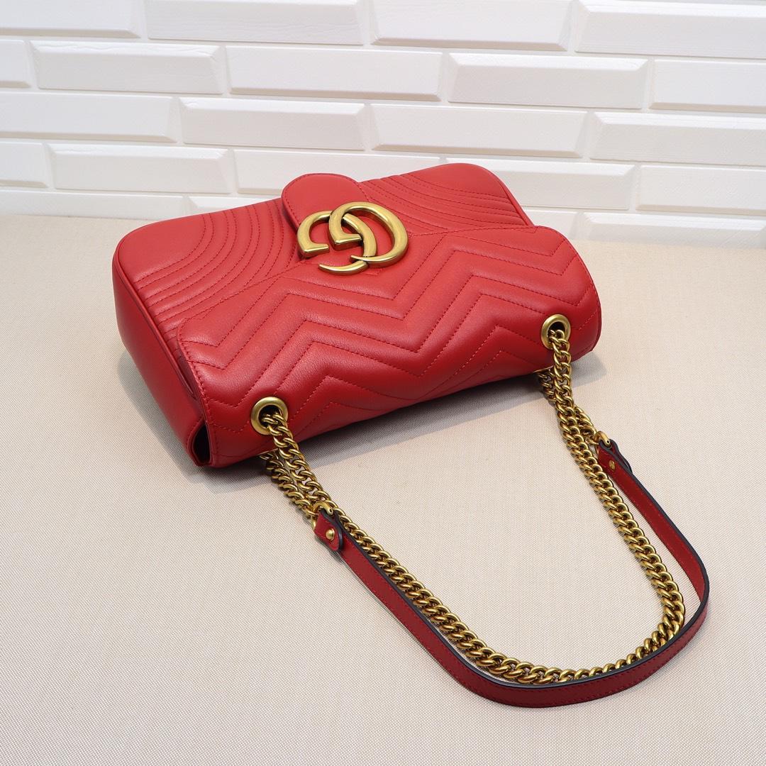 Gucci GG Marmont Small Shoulder Bag in red leather - Bag
