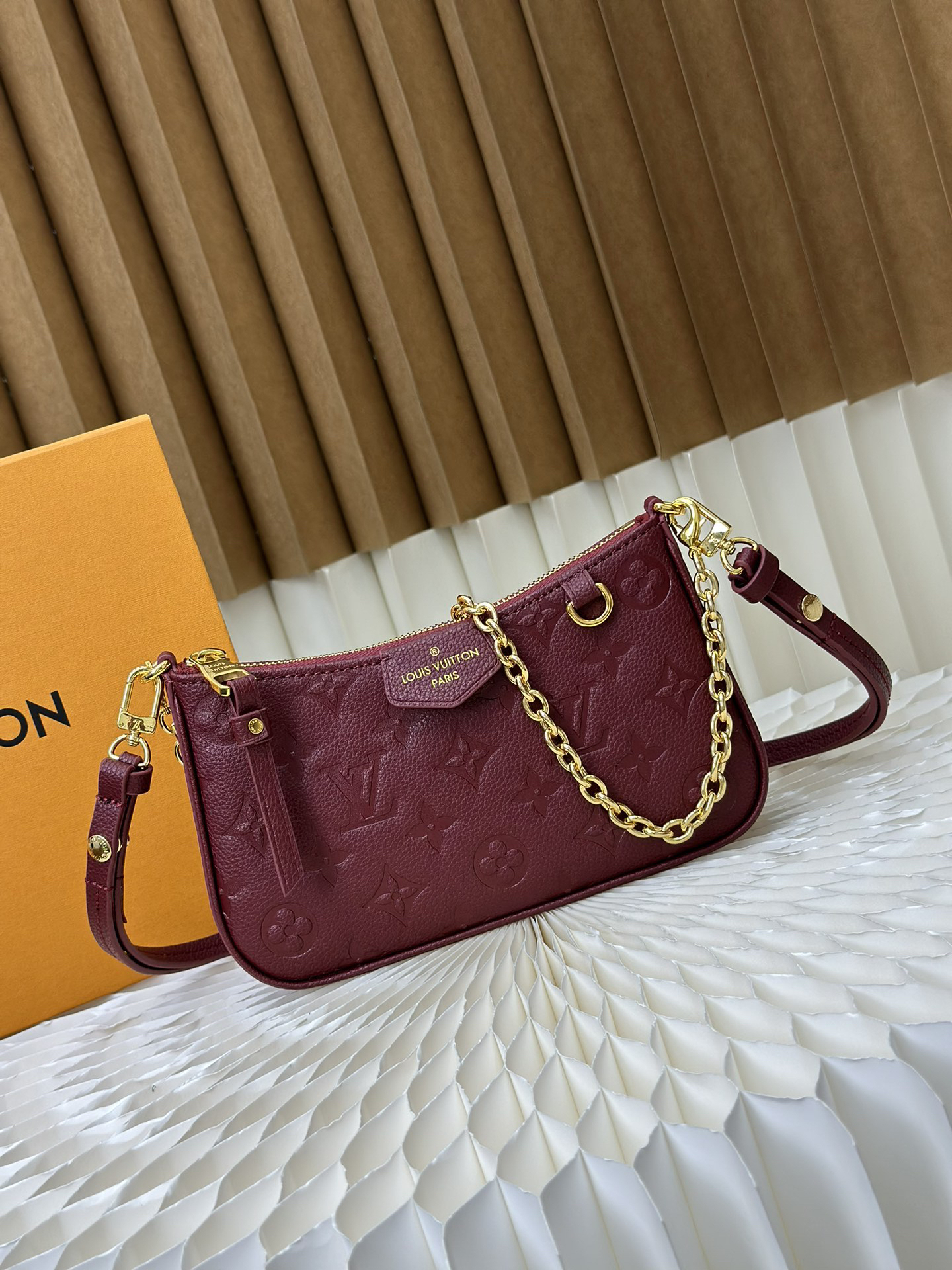 Louis Vuitton Easy Pouch On Strap Handbag - Red