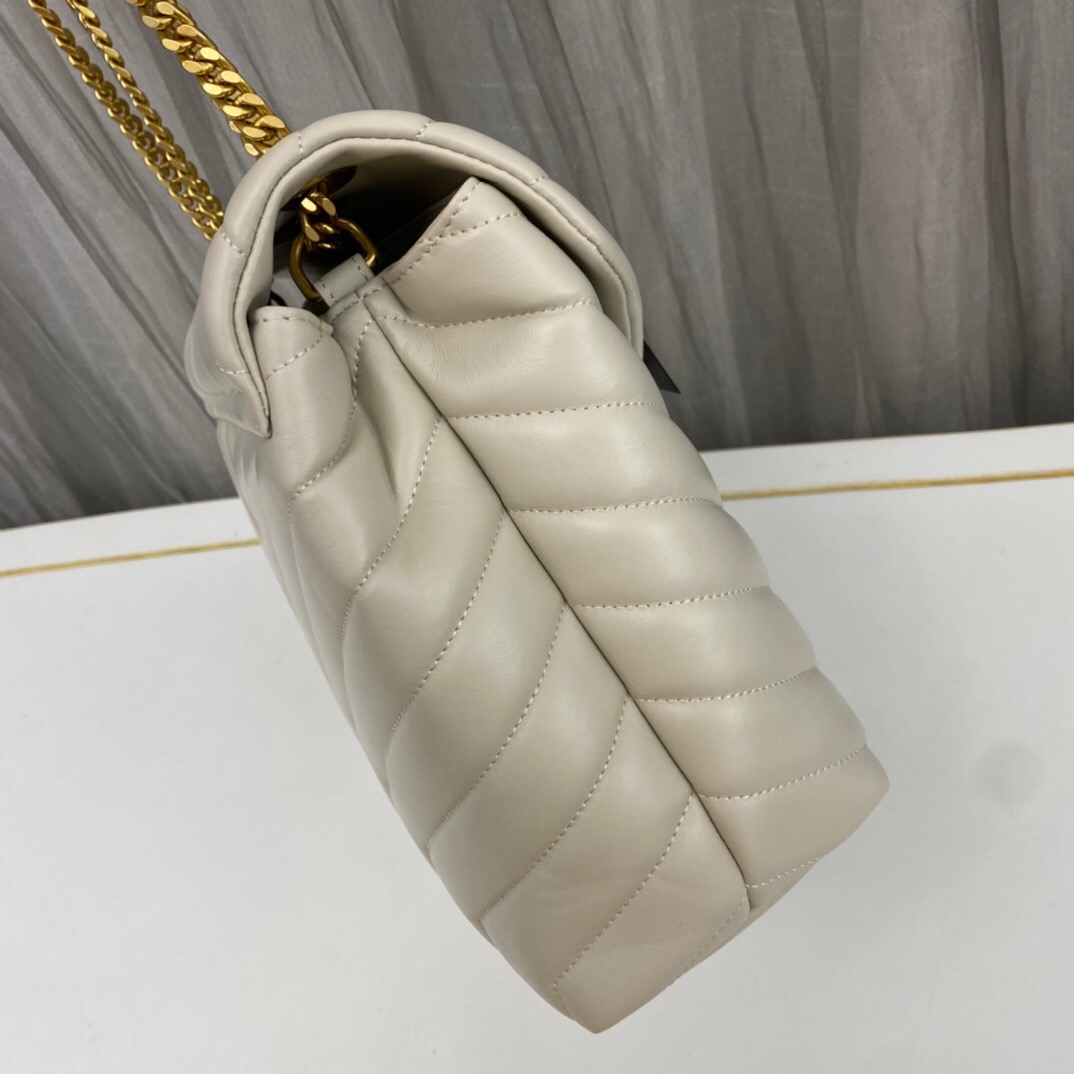 SAINT LAURENT Loulou medium quilted leather shoulder bag white - Bag