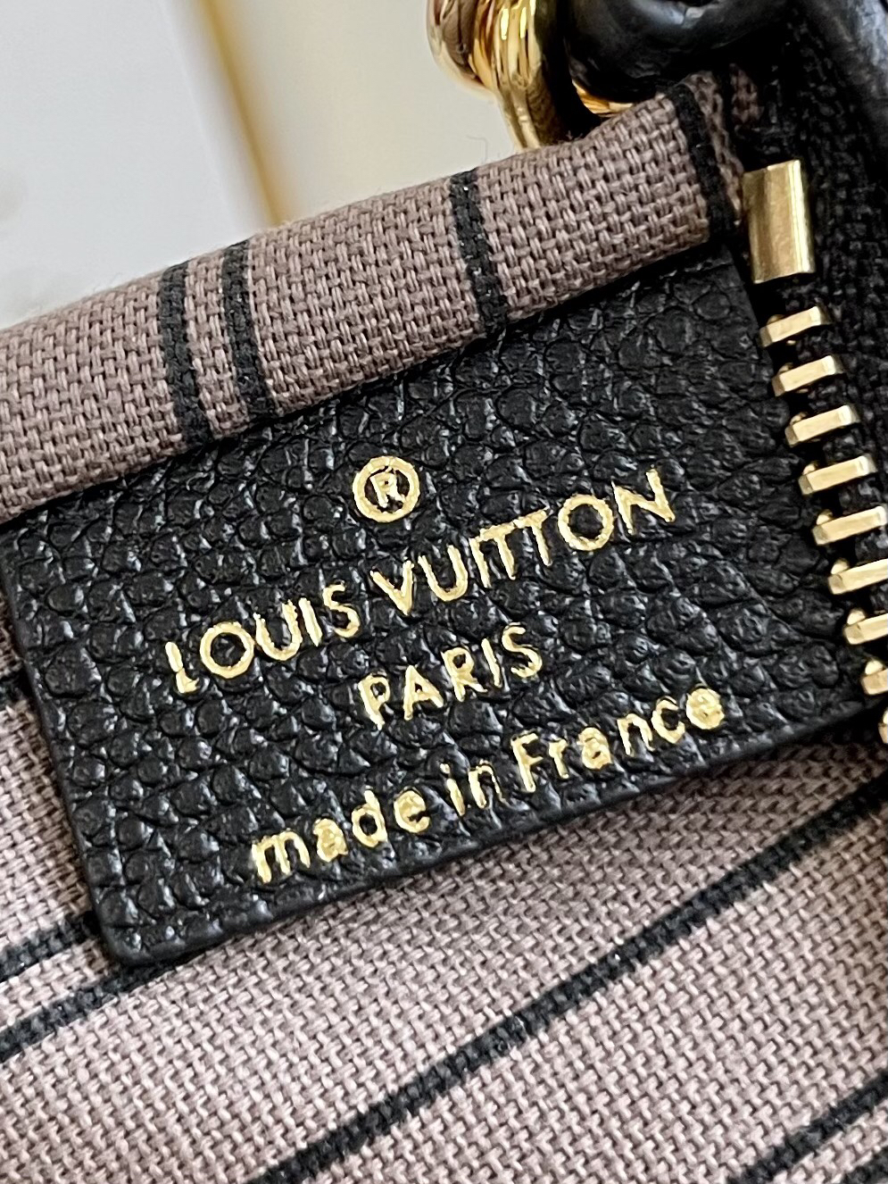 Louis Vuitton Empreinte Monogram Leather Black Easy Pouch On Strap Shoulder Bag Black - Bag