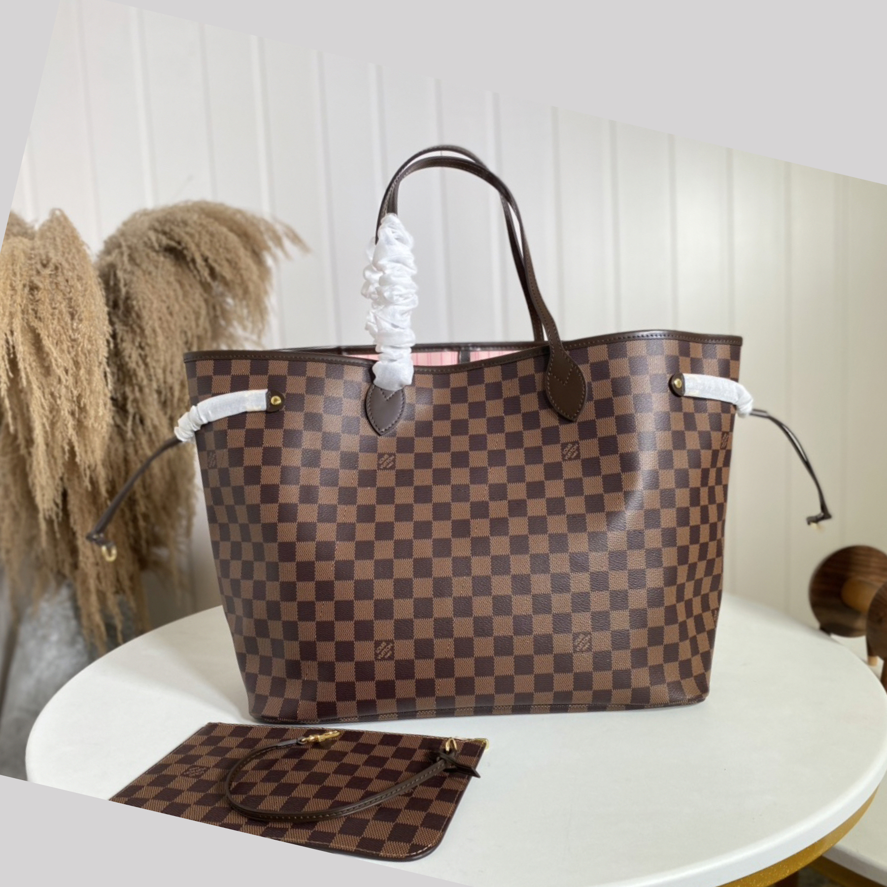 LOUIS VUITTON LV Damier Ebene Canvas Neverfull GM Cherry - Bag