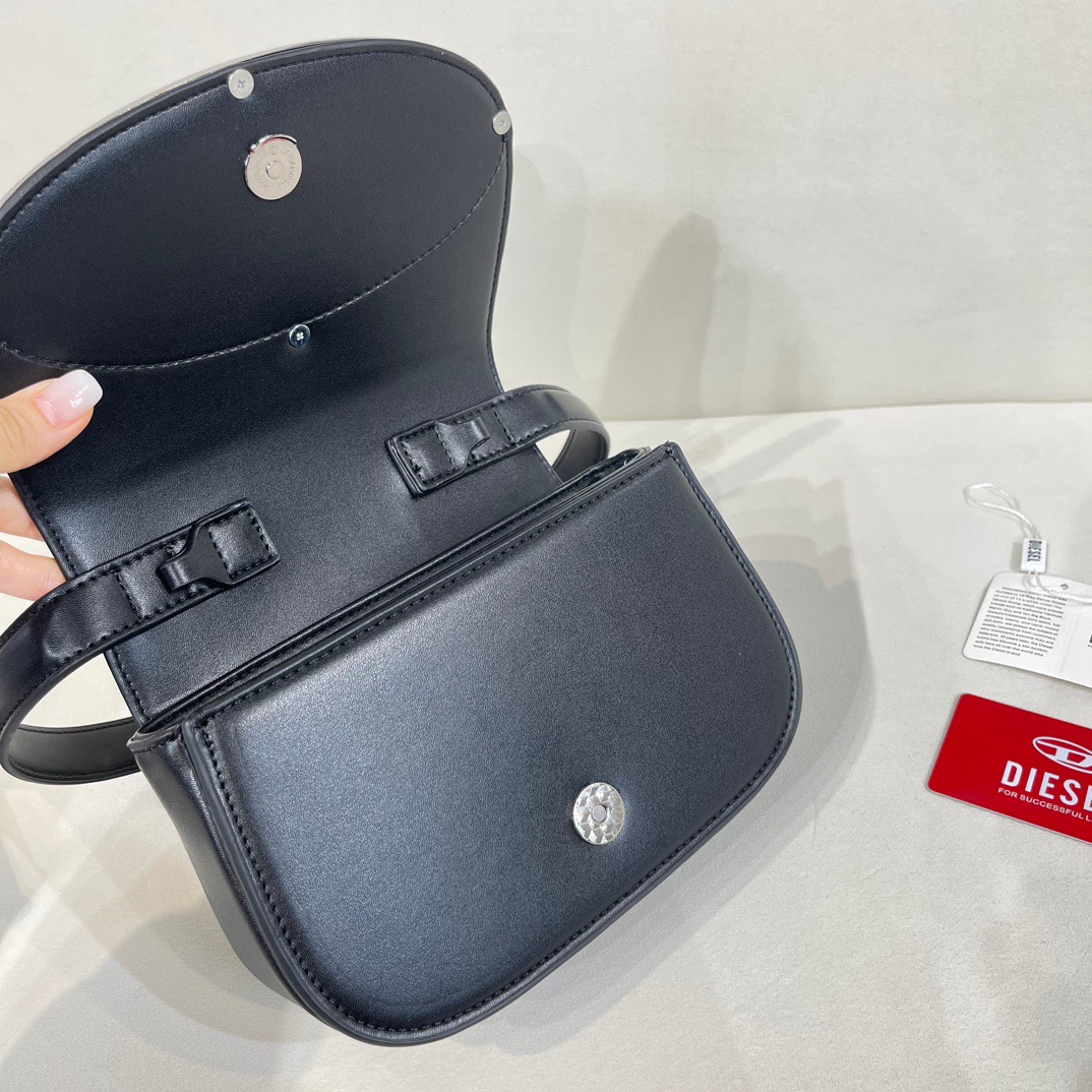 Diesel 1DR Shoulder Bag - Black - Bag