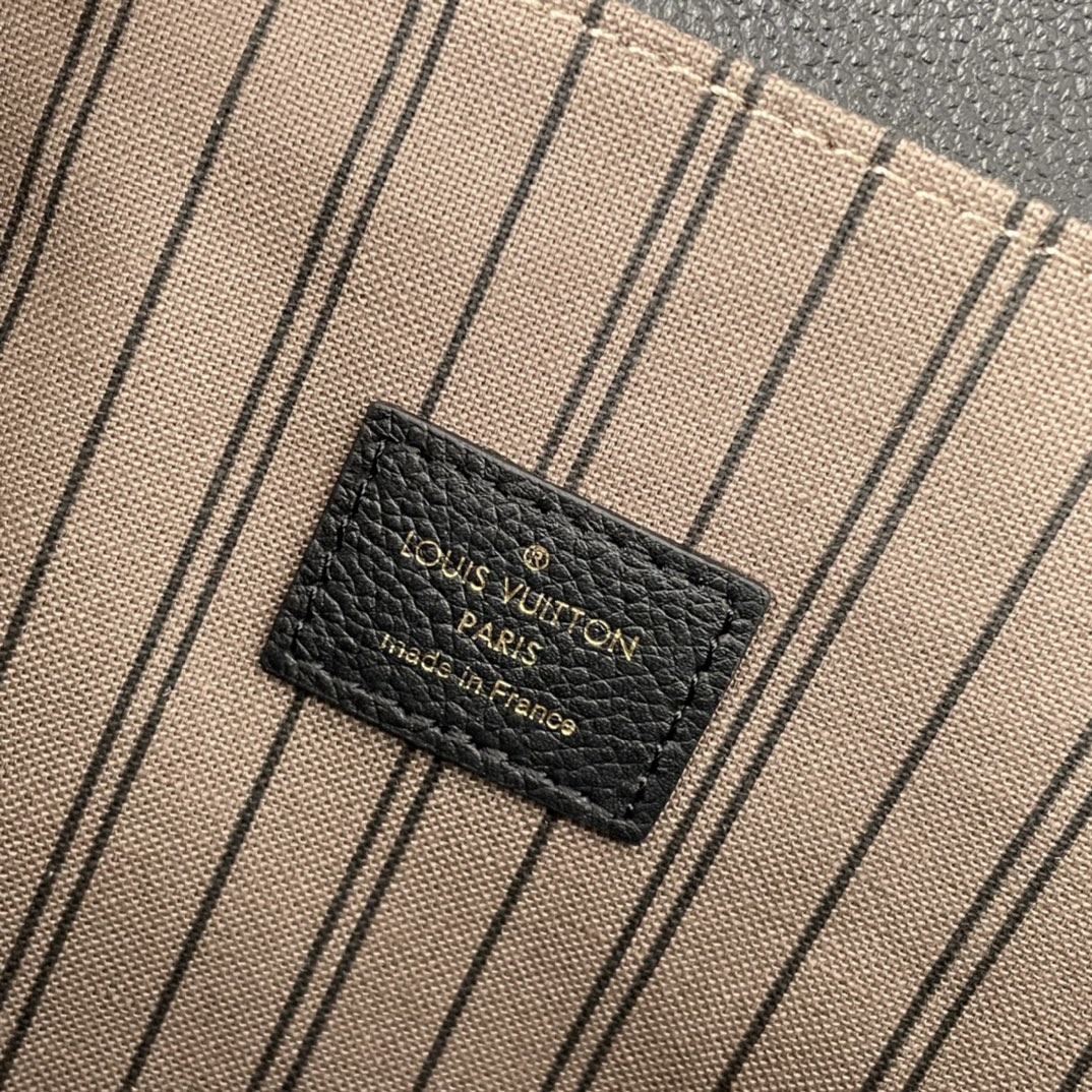 Louis Vuitton Empreinte Monogram Leather Black Pochette Métis - Bag