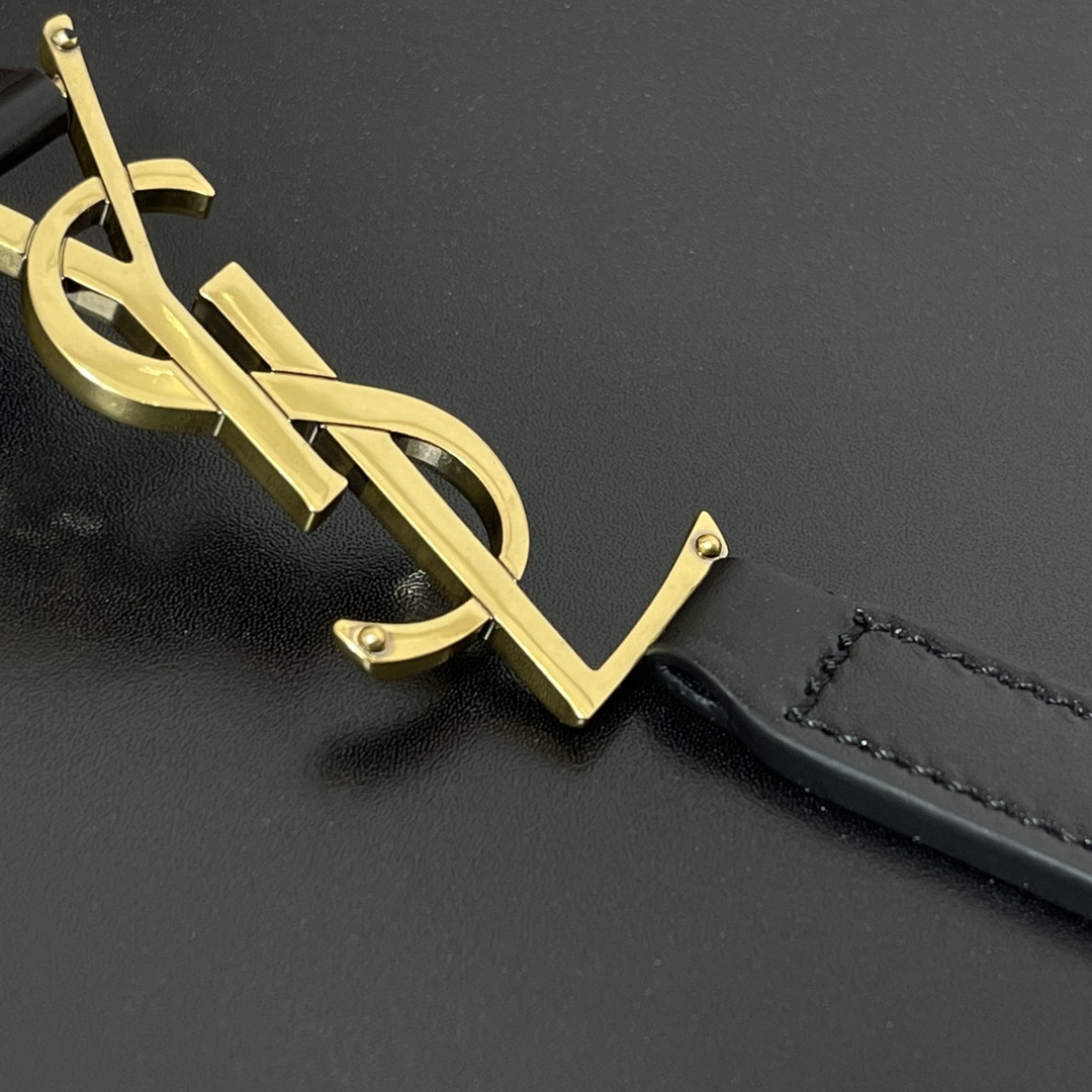 SAINT LAURENT YSL Croc-Embossed Le 5 à 7 Hobo Bag