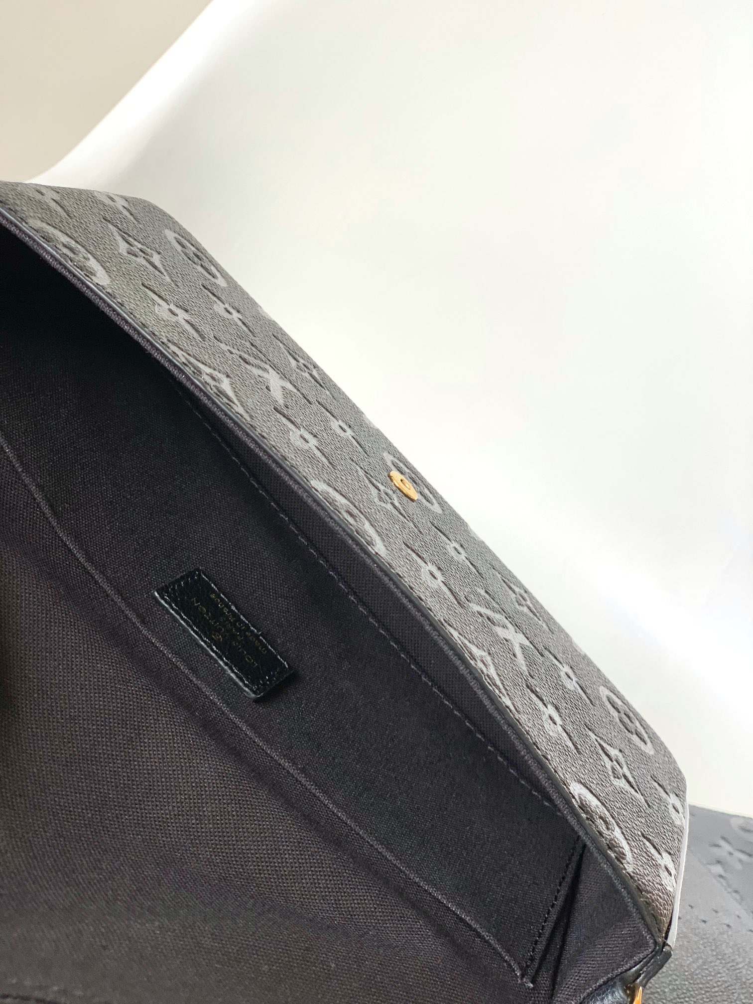 Louis Vuitton LV Pochette Felicie clutch bag