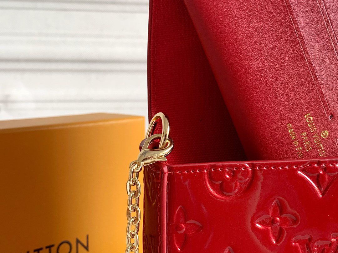 Louis Vuitton LV Felicie Pochette Monogram Vernis- Bag