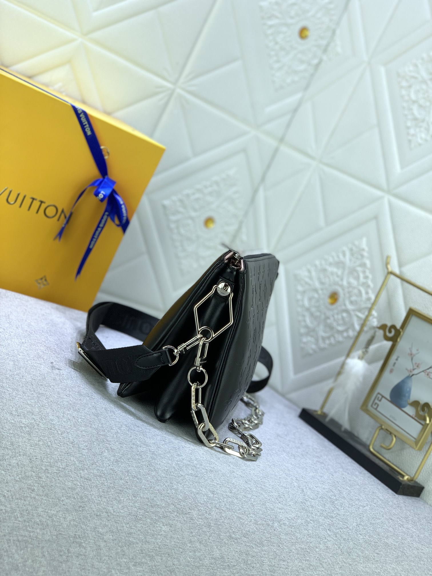 Louis Vuitton Coussin Black SmallHandbag