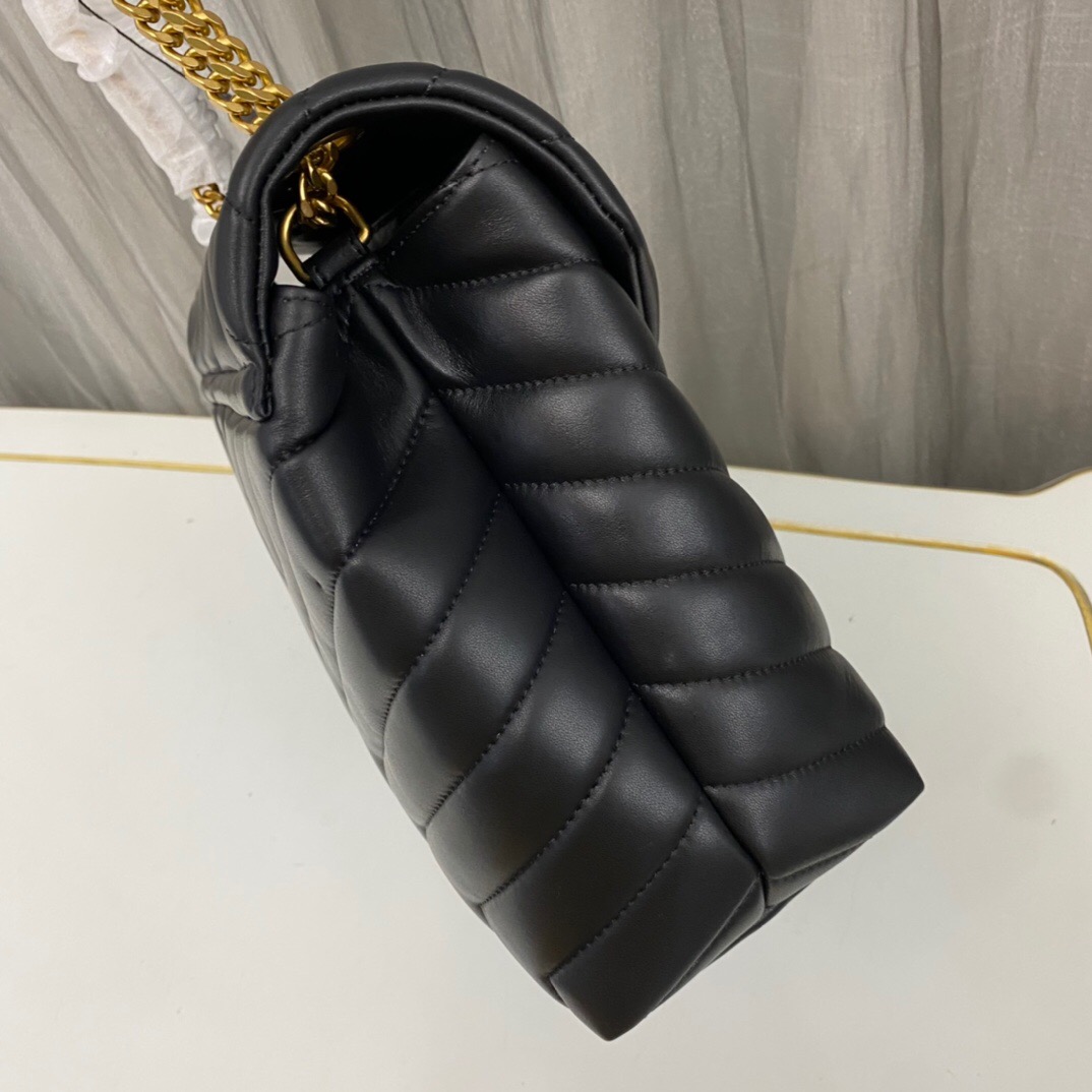 SAINT LAURENT Loulou medium quilted leather shoulder bag black - Bag