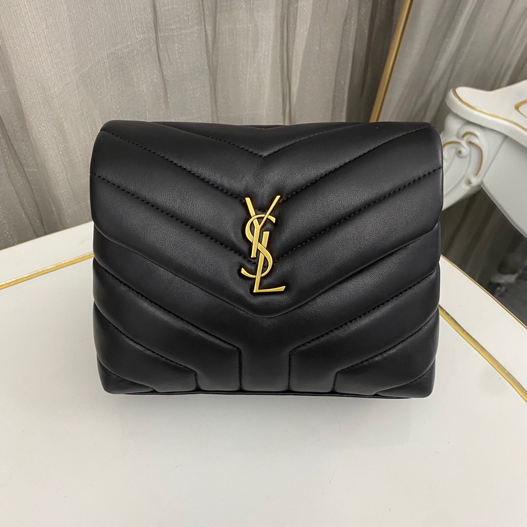 SAINT LAURENT Loulou Toy quilted leather shoulder bag black - Bag