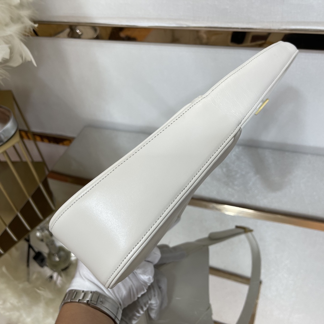 SAINT LAURENT YSL Croc-Embossed Le 5 à 7 Hobo Bag