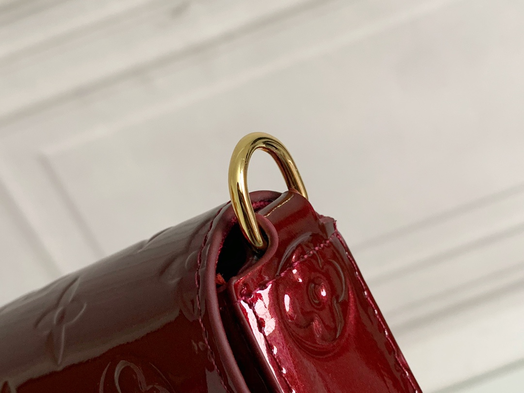 Louis Vuitton LV Felicie Pochette Monogram Vernis- Bag
