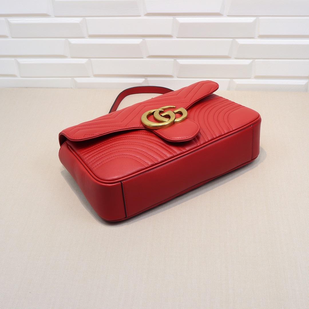 Gucci GG Marmont Small Shoulder Bag in red leather - Bag