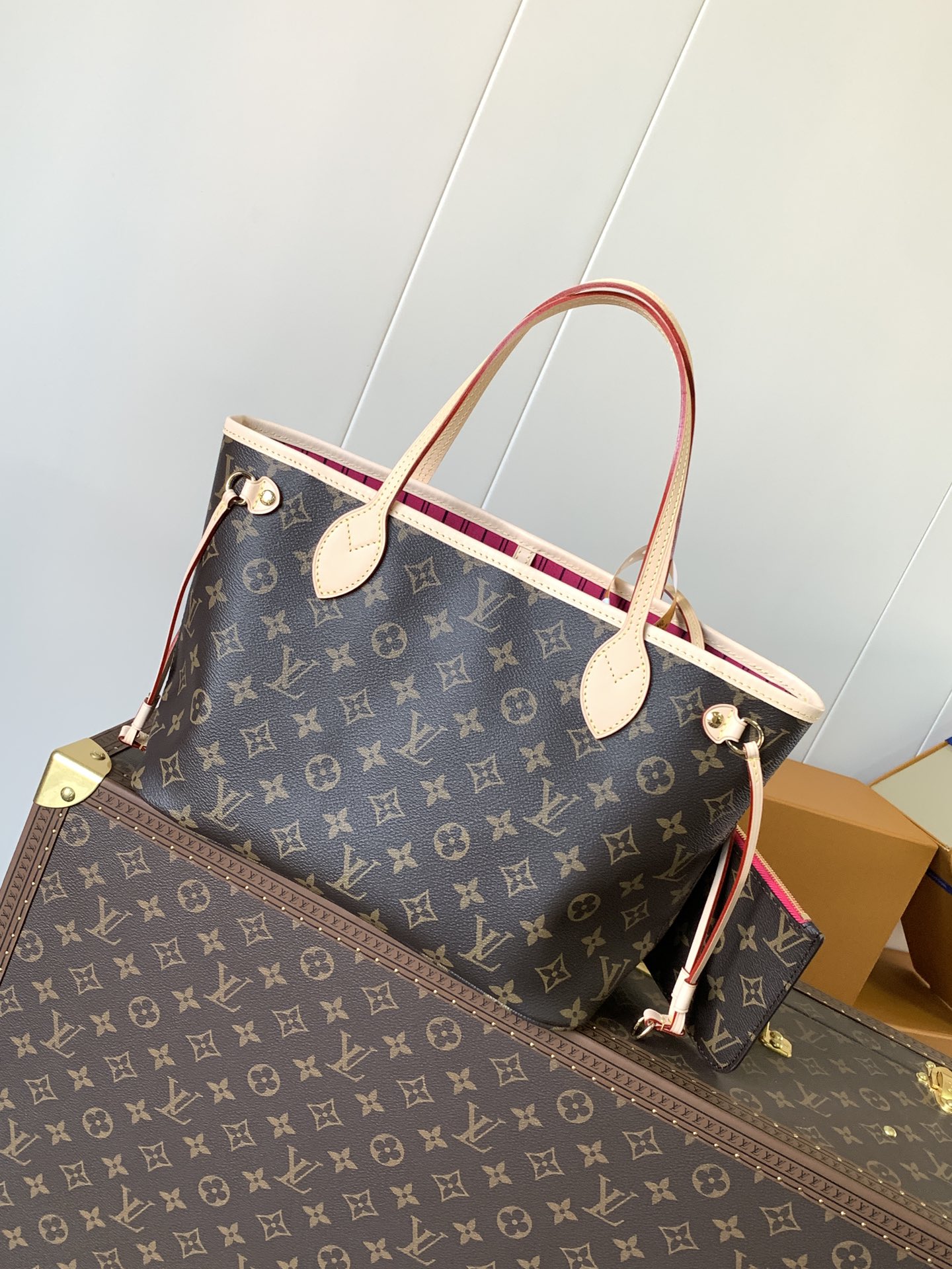 Louis Vuitton LV Neverfull PM bag